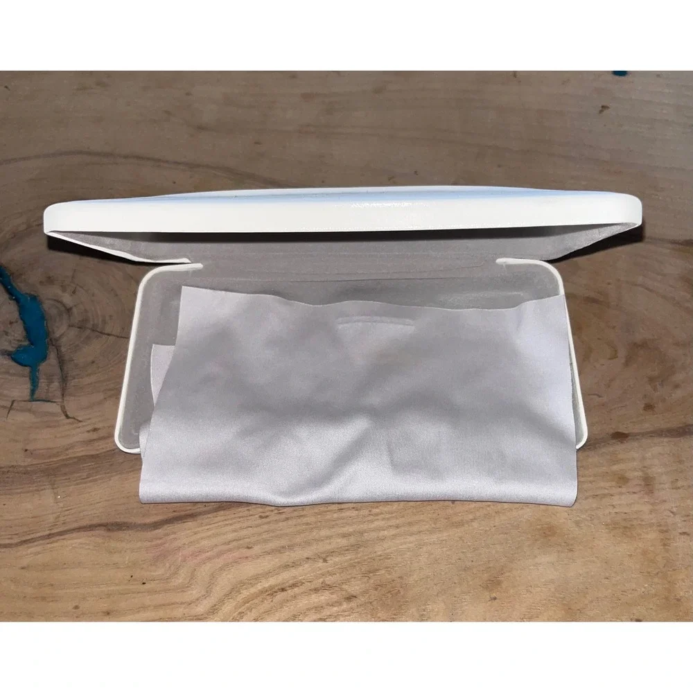Gentle Monster White Hard Shell Sunglasses Case with Cleaning Cloth Minimalist